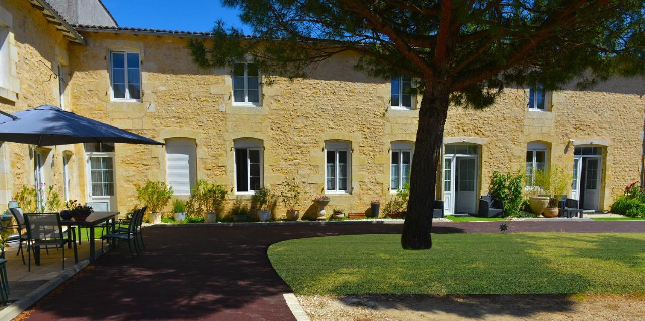 Jardin D'Arcy - Chambres D'Hotes Avec Piscine Et Spa Bois Экстерьер фото